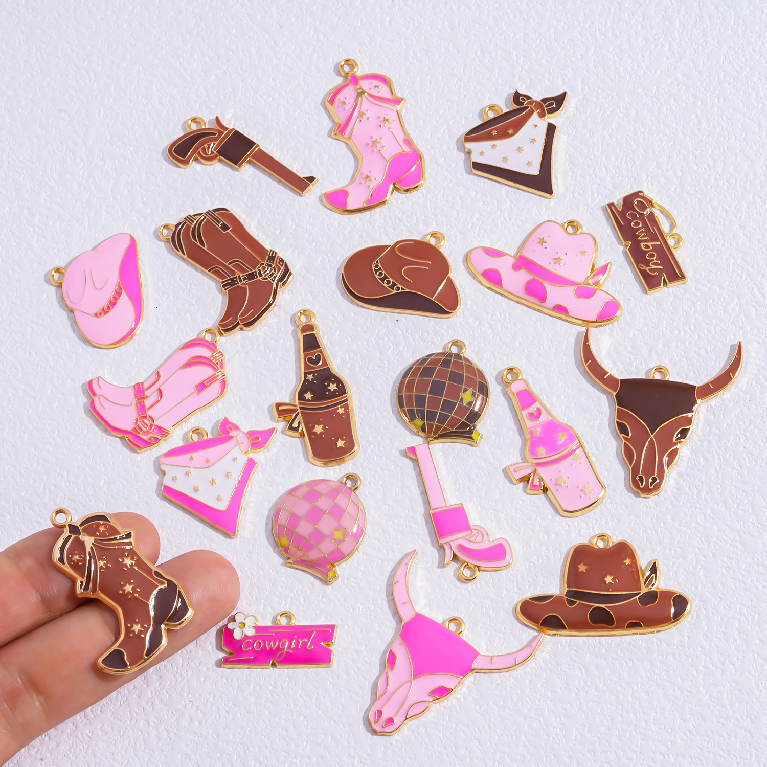 Cowboy Cowgirl Enamel Charms A - Jewelry Making Event incelemesi ve fiyatı